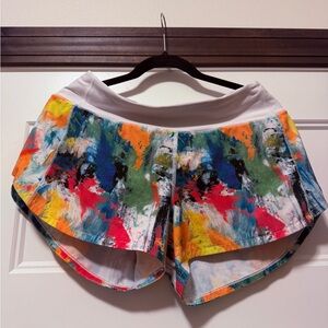 Lululemon high rise speed up 2.5” shorts